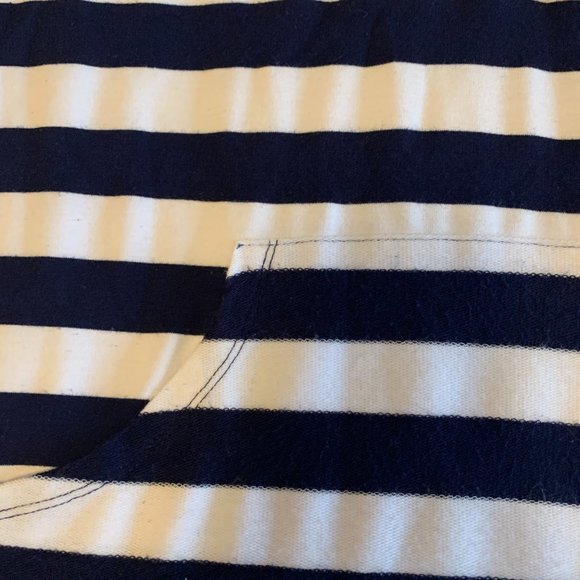 Beachy Cover-Up - Picture 4 of 11